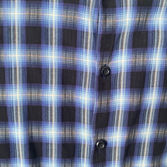 Emporio Armani Shirt - Picture 5 of 6